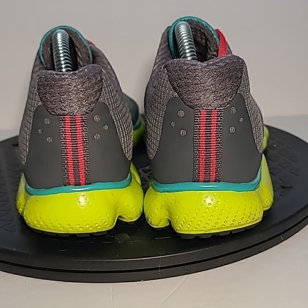 Under Armour Athletic Shoes - Picture 2 of 12